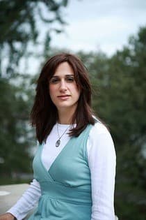 Діна Бугольц