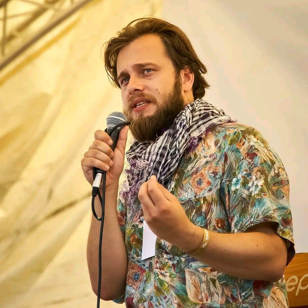 Чому вам сподобаються книги Остапа Українця