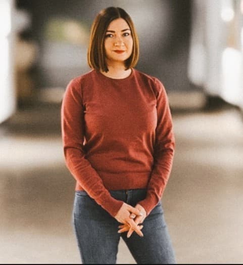 Поліна Кулакова