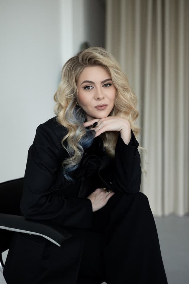 Ольга Стрікленд