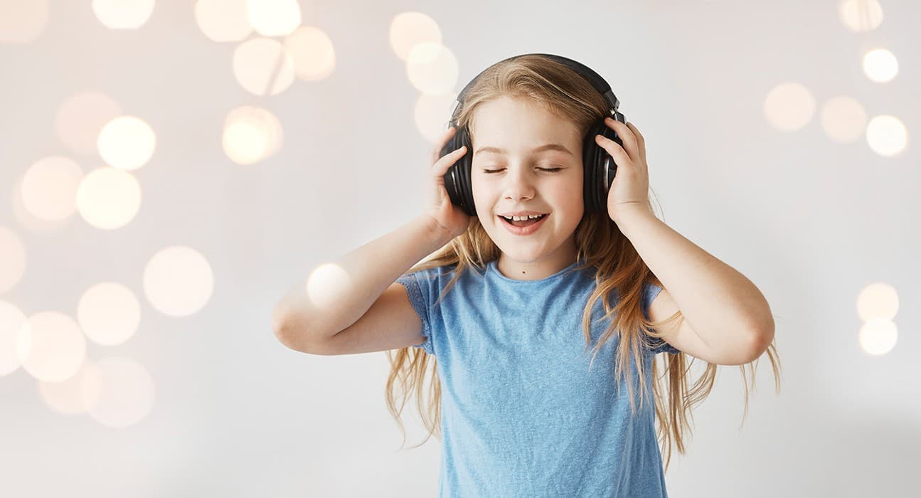 Голоси українських дитячих книжок звучатимуть для дітлахів на Різдво