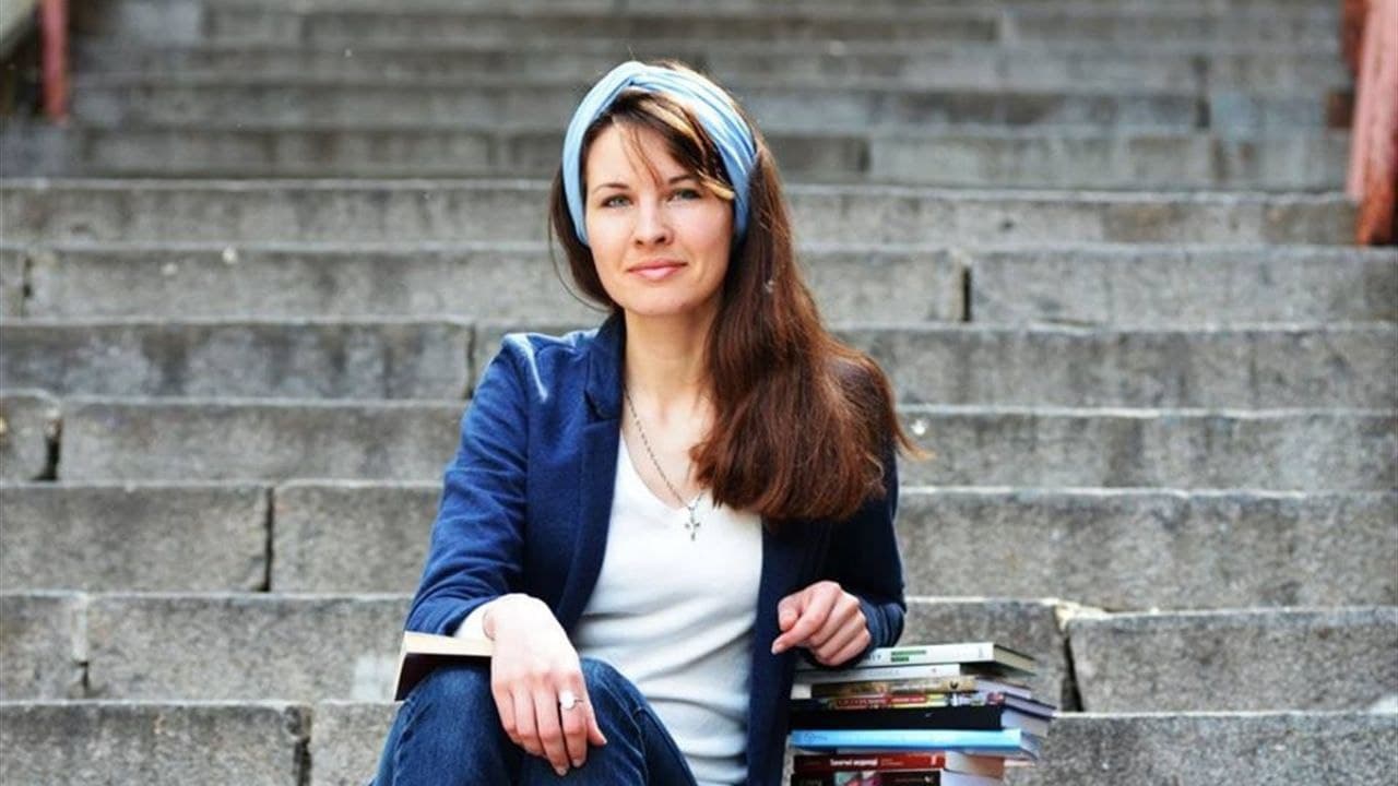 Анастасія Левкова: &amp;quot;У романі &amp;quot;За Перекопом є земля&amp;quot; я змогла висловити речі, які мене бентежили багато років&amp;quot;