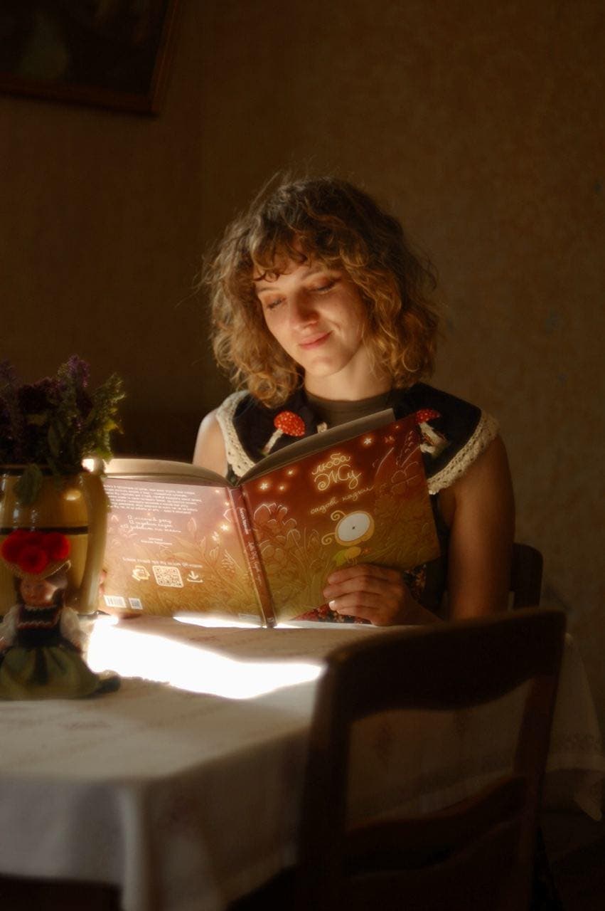 Анастасія Лавренішина: «Письменництво для мене — це Молитва, Медитація та Свобода»