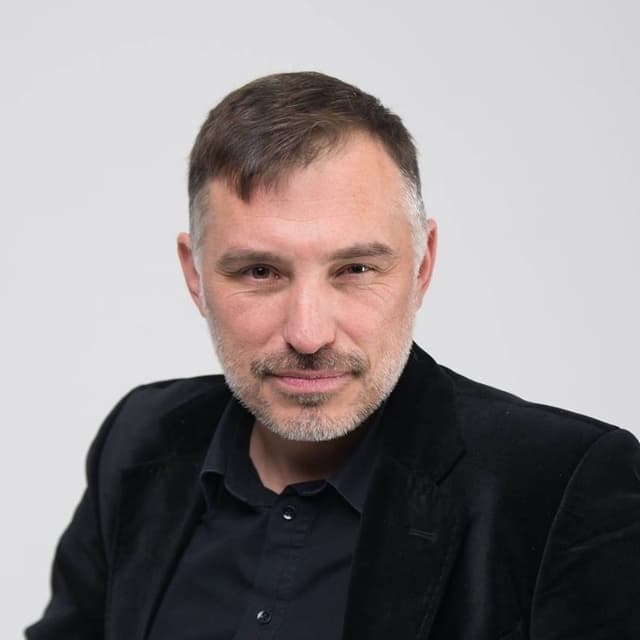 Сергій Вожжов