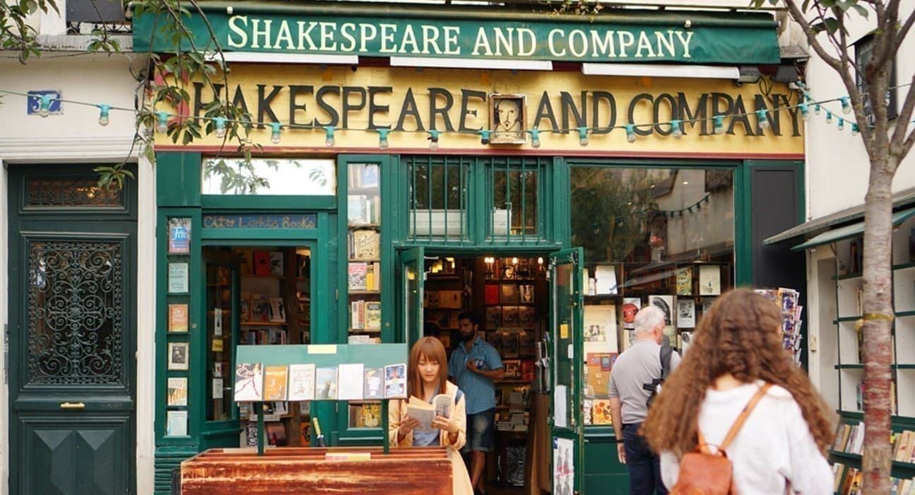 Найзнаменитіші книгарні Світу опинилися у важкому становищі Найзнаменитіші книгарні Світу опинилися у важкому становищі